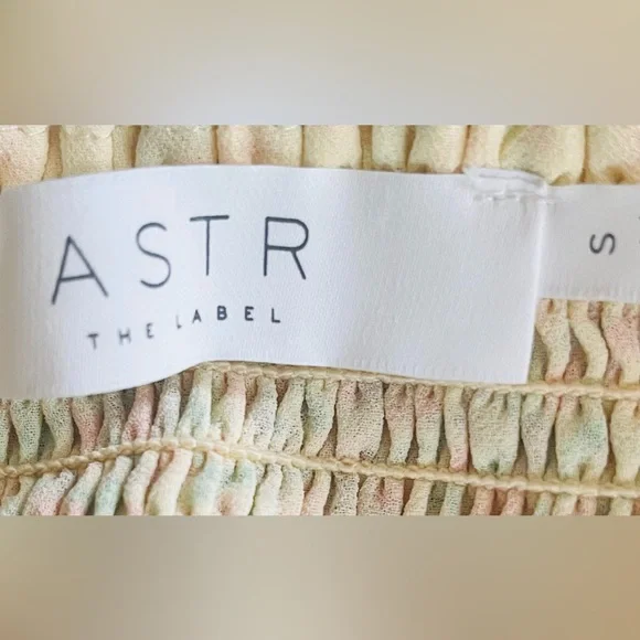 Astr Floral Midi Dress - Picture 7 of 7